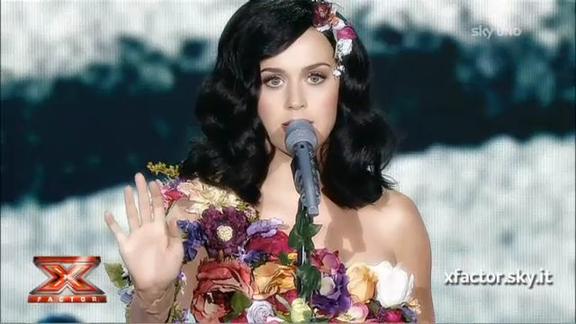Semifinale: Katy Perry sul palco dell'X Factor Arena!