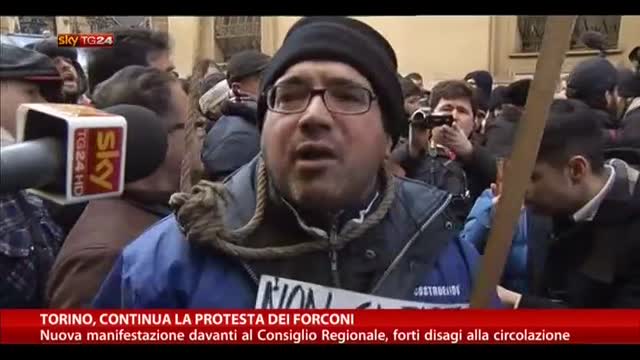 Torino, continua la protesta dei forconi