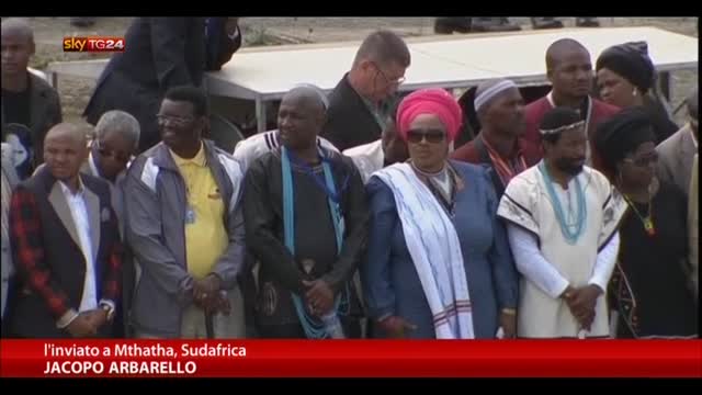 Sudafrica,festa per arrivo salma Mandela nel villaggio natio