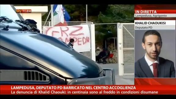 Lampedusa, deputato PD barricato nel centro accoglienza