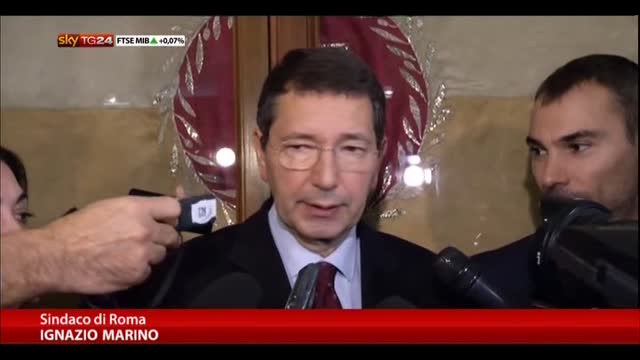 Emergenza rifiuti Roma, le parole del sindaco Ignazio Marino