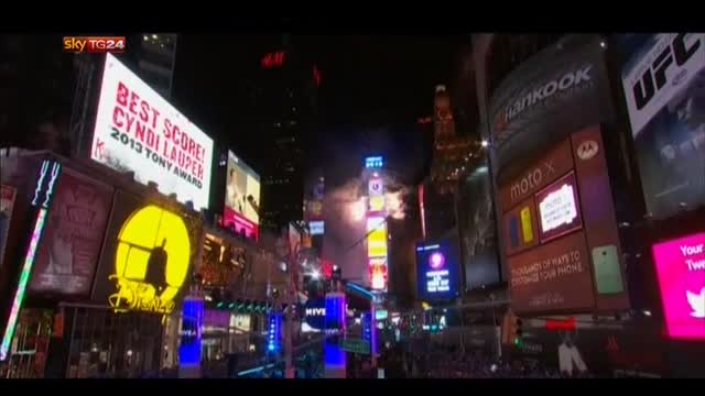 New York, Times Square saluta l'arrivo del 2014
