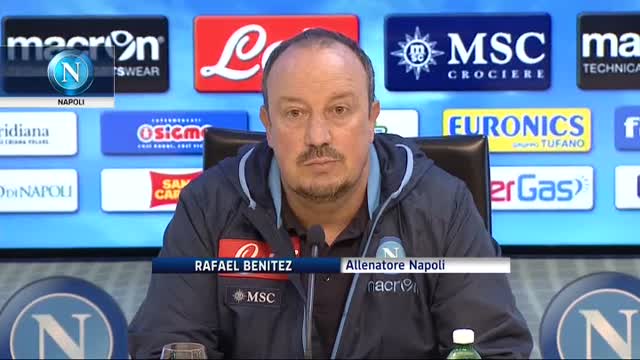 Napoli, Benitez: "Per Behrami sentiremo uno specialista"