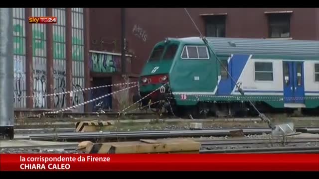 Firenze, manovratore muore travolto da treno in stazione