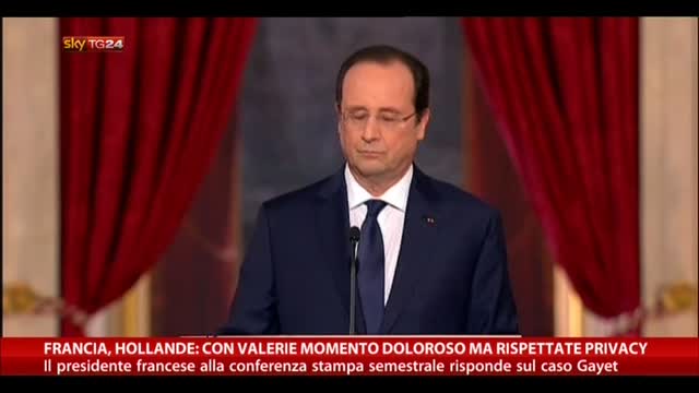 Hollande: con Valerie momento doloroso, rispetto per privacy