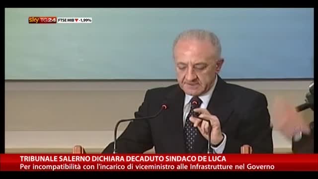 Tribunale Salerno dichiara decaduto sindaco De Luca