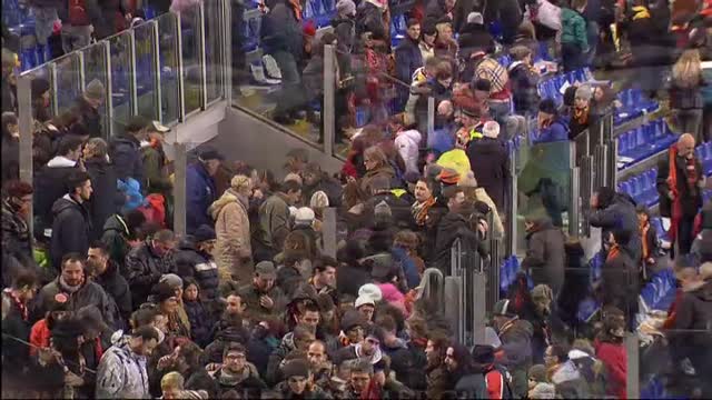 Diluvio su Roma: annullato il match contro il Parma dopo 8'