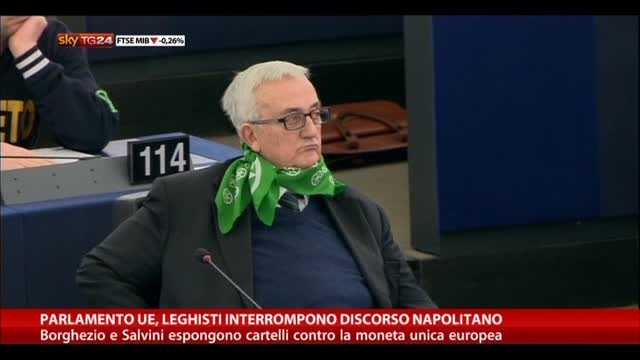 Parlamento UE, Leghisti interrompono discorso Napolitano