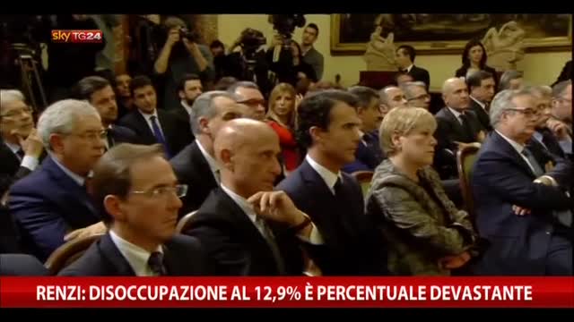 Renzi: Disoccupazione al 12,9% è una percentuale devastante