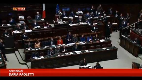 Governo, Renzi lavora a cdm del 12: job act, piano casa