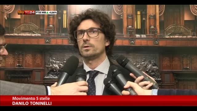 Toninelli: Per M5S l'Italicum è una legge disastro
