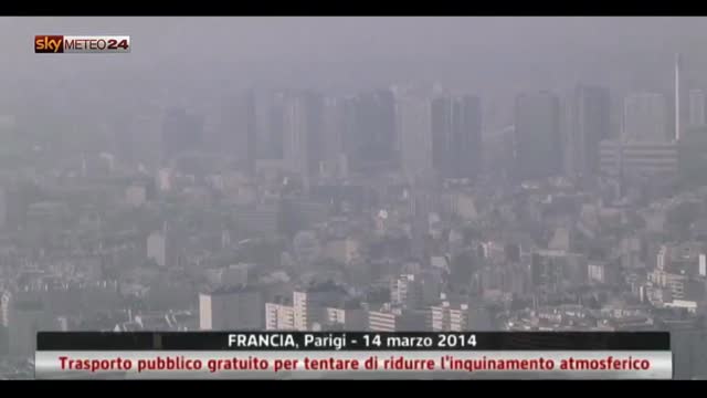 Parigi, trasporto pubblico gratuito per  meno inquinamento