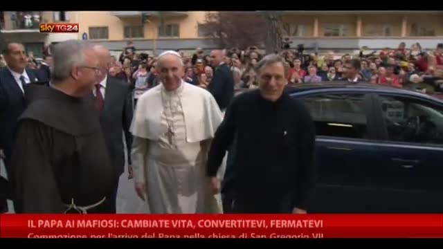 Mafia, appello Papa: noi preghiamo per voi, fermatevi
