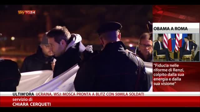 Roma, spari in strada: uomo freddato con 7 colpi di pistola