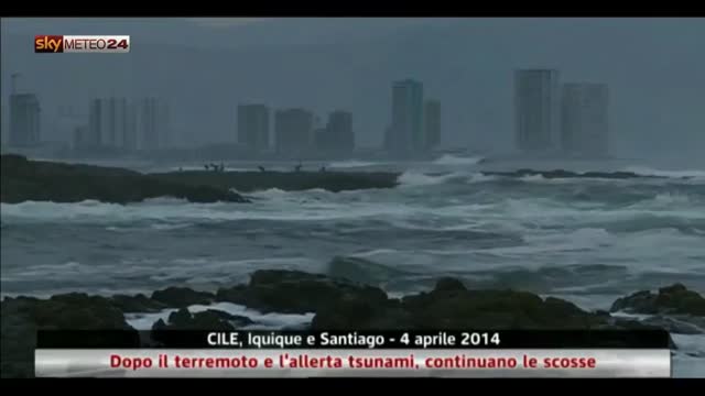 Cile, dopo terremoto e allerta tsunami, continuano le scosse