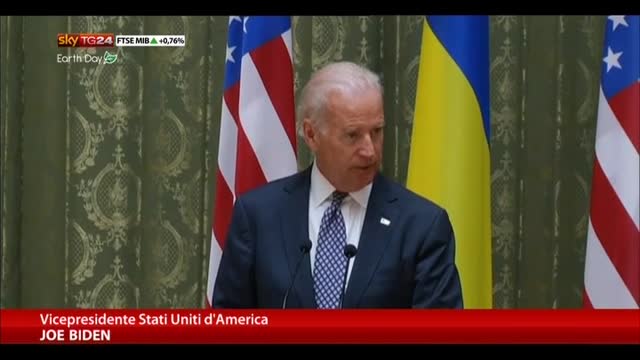 Ucraina, Joe Biden a Kiev: Russia ritiri truppe dal confine