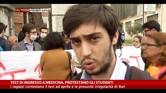 Test di ingresso a Medicina, protestano gli studenti