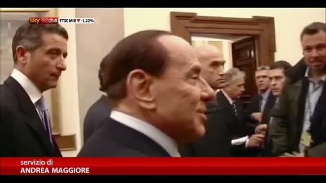 Berlusconi: governo di sinistra aumenta le tasse