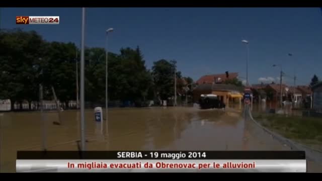 Serbia: in migliaia evacuati da Obrenovac per le alluvioni