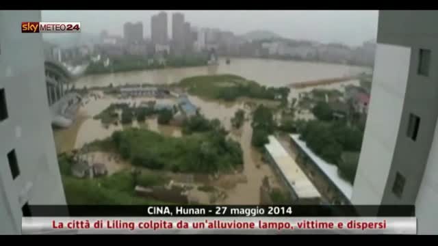 Cina, la città di Liling colpita da un'alluvione lampo