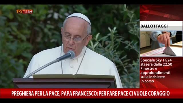 Papa Francesco, la preghiera per la pace