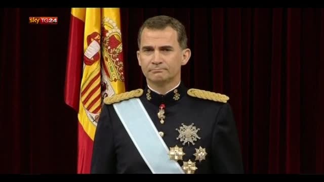 Felipe VI, tra applausi e contestazioni,  nuovo re di Spagna