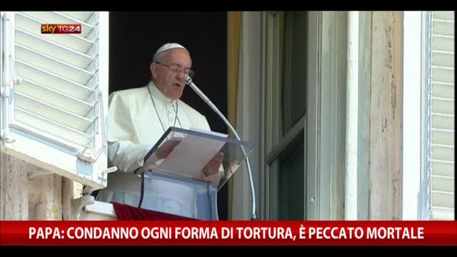 Papa: condanno ogni forma di tortura, è peccato mortale