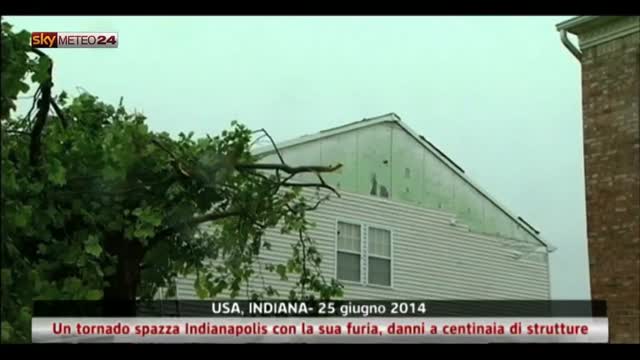 Usa, un tornado spazza Indianapolis con la sua furia