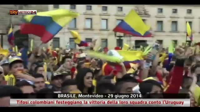 Tifosi colombiani festeggiano la vittoria conto l'Uruguay