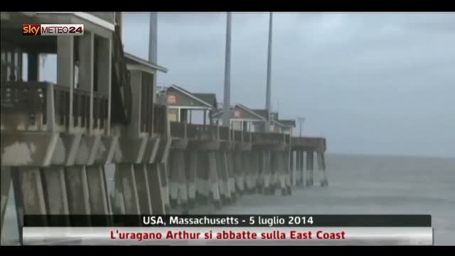 USA, l'uragano Arthur si abbatte sulla East Coast. Video