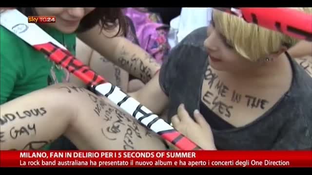 Milano, fan in delirio per i 5 Seconds of Summer
