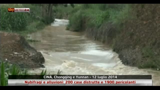 Cina, alluvioni: 200 case distrutte e 1900 pericolanti