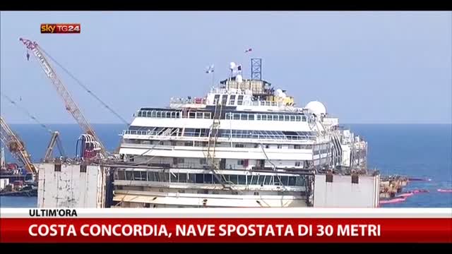 Costa Concordia, nave spostata di 30 metri: timelapse. VIDEO
