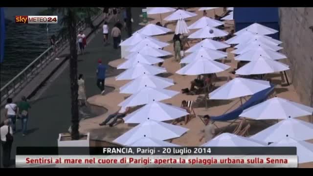 Francia, sentirsi al mare a Parigi: aperta spiaggia su Senna