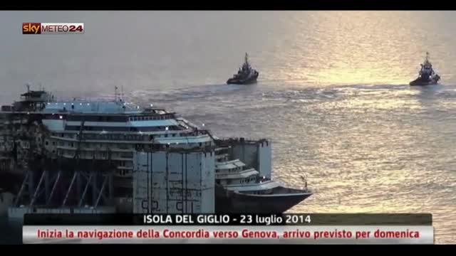 Inizia la navigazione della Concordia verso Genova