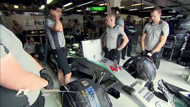 Ungheria: Rosberg in pole, Hamilton partirà dalla pit lane