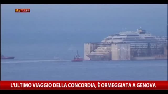 L'ultimo viaggio della Concordia, è ormeggiata a Genova