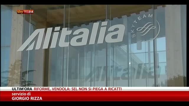 Alitalia, in corso negoziati con Poste per impegno da 65mln