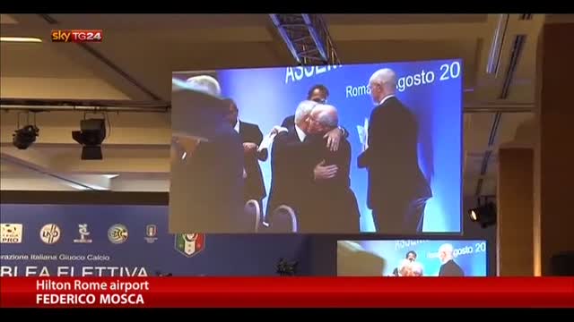 FIGC, Carlo Tavecchio eletto presidente alla terza votazione
