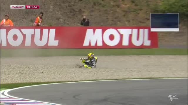 MotoGP, nelle L4 a Brno caduta senza conseguenze per Rossi