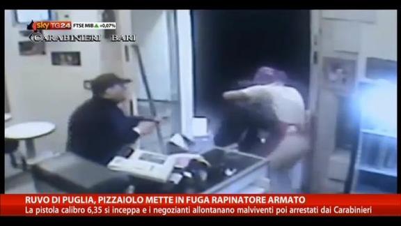 Ruvo di Puglia: tenta rapina in pizzeria, pistola si inceppa