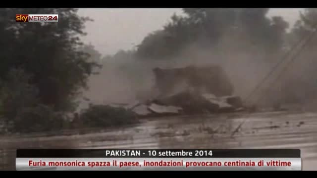 Pakistan, furia monsonica spazza il paese