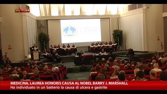 Medicina, laurea Honoris Causa al Nobel Barry J.Marshall