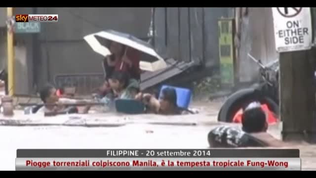Filippine, piogge torrenziali colpiscono Manila