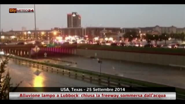 Texas, alluvione lampo a Lubbock: chiusa la freeway