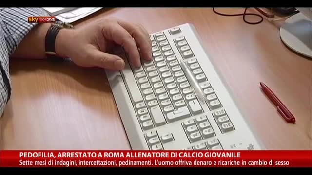Pedofilia, arrestato a Roma allenatore di calcio giovanile