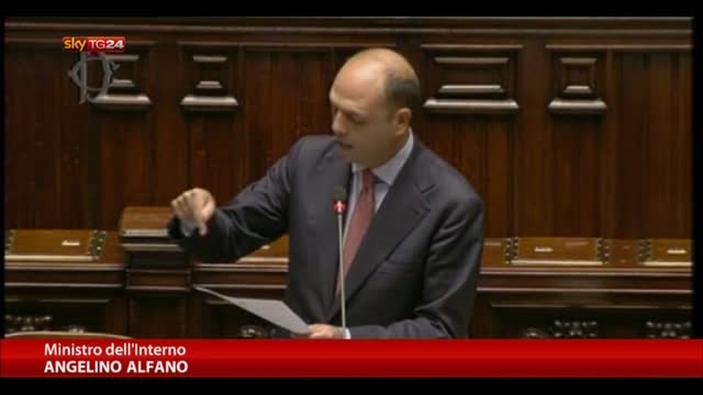 Caso De Magistris, Alfano annuncia lla Camera la sospensione