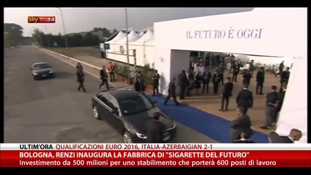 Bologna, Renzi inaugura la fabbrica "Sigarette del Futuro"