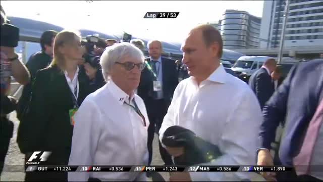 Putin-Ecclestone, due chiacchiere al paddock di Sochi