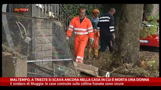 Maltempo Trieste, si scava nella casa dove è morta una donna